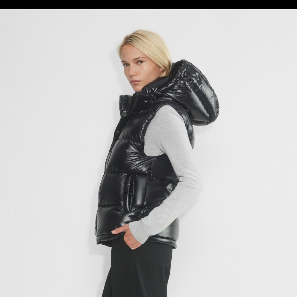 Aritzia The Super Puff™ Vest - Hi-Gloss